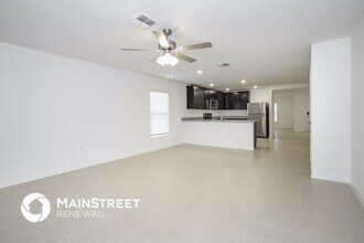 1138 Union Ave in Mascotte, FL - Foto de edificio - Building Photo