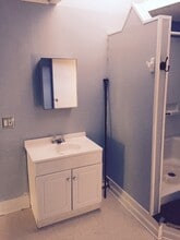 54 Fair St, Unit 2 in Norwich, NY - Foto de edificio - Building Photo