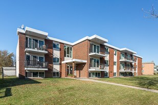 9210 149th St NW Apartments