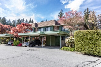 Canyon Manor in North Vancouver, BC - Building Photo - Building Photo