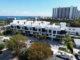 3222 NE 7th St in Pompano Beach, FL - Building Photo