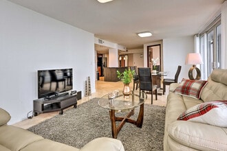 1717n N Bayshore Dr in Miami, FL - Building Photo - Building Photo