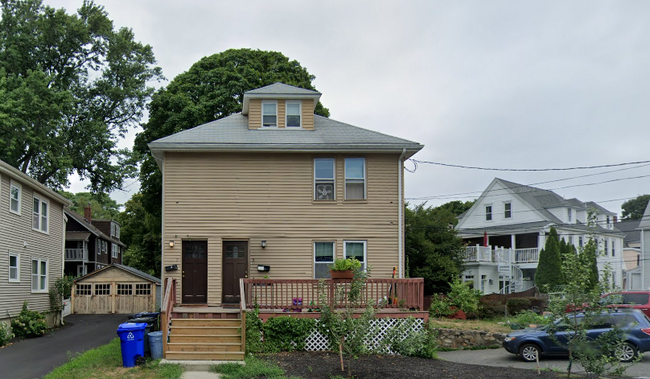 7 Donnybrook Rd, Unit 2 in Boston, MA - Foto de edificio - Building Photo