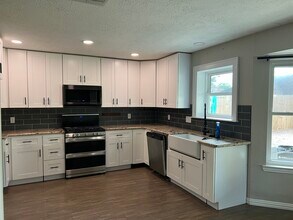 2513 Northern Dr in League City, TX - Building Photo - Building Photo