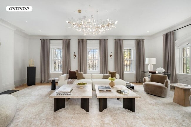 337 Riverside Dr in New York, NY - Foto de edificio - Building Photo