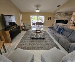 136 SE 5th St in Cape Coral, FL - Building Photo - Building Photo