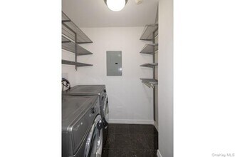 1104 Vista View Dr in Farmingville, NY - Building Photo - Building Photo