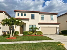 2941 Siesta View Dr in Kissimmee, FL - Building Photo