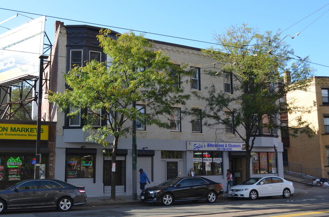 822 Huntington Ave, Unit 1 in Boston, MA - Foto de edificio - Building Photo
