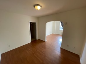 366 4th Ave-Unit -21 in Troy, NY - Building Photo - Building Photo