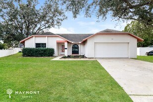 1115 Zachary Ridge Ct in Kissimmee, FL - Building Photo