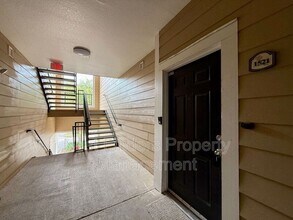 8550 Touchton Rd in Jacksonville, FL - Building Photo - Building Photo