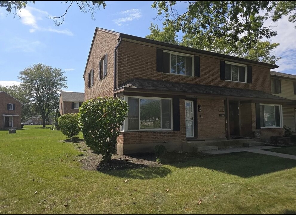 43 Indianwood Blvd in Park Forest, IL - Building Photo