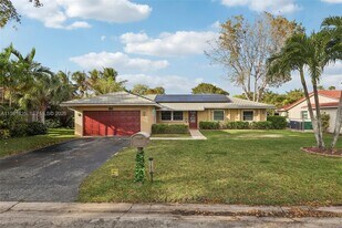 11573 NW 39th Pl in Coral Springs, FL - Building Photo