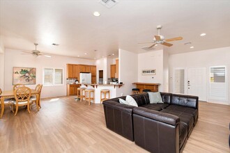 76968 Florida Ave in Palm Desert, CA - Building Photo - Building Photo