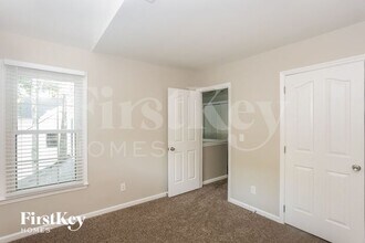 4316 Poplar Grove Dr in Charlotte, NC - Building Photo - Building Photo