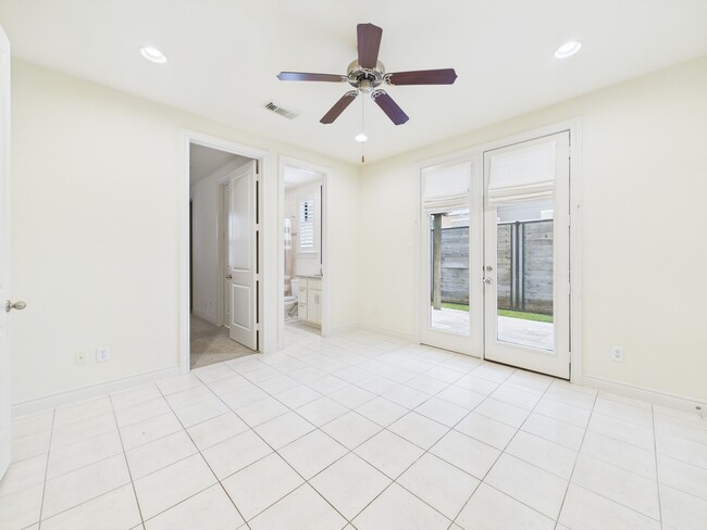 property at 11025 Sherwood Grv