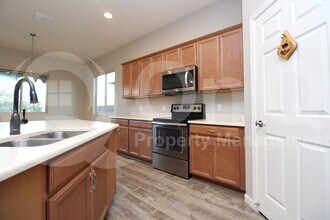 13030 N Spinystar Dr in Oro Valley, AZ - Building Photo - Building Photo