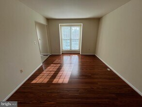 19266 Esmond Terrace in Germantown, MD - Building Photo - Building Photo