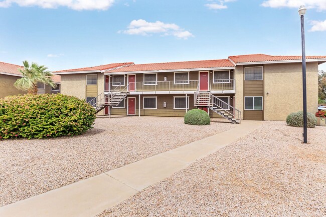 Williams Gateway Apartments in Gilbert, AZ - Building Photo - Building Photo