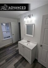 661 S 60th St in Milwaukee, WI - Building Photo - Building Photo