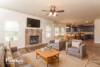 931 Sublime Trail in Canton, GA - Foto de edificio - Building Photo