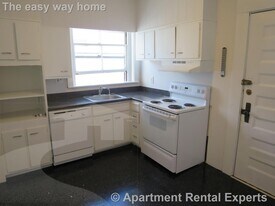 1800 Massachusetts Ave, Unit #32 in Cambridge, MA - Building Photo