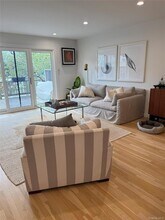 3041 Mitchell Rd in Westhampton Beach, NY - Building Photo - Building Photo