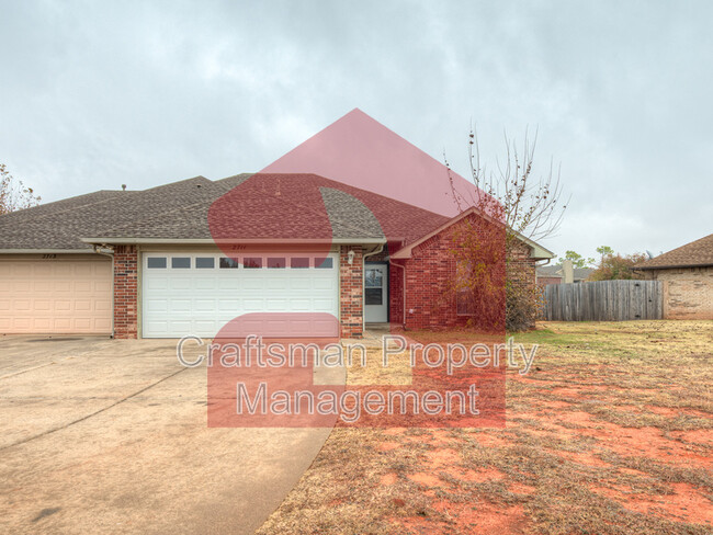 2711 Silvertree Dr in Oklahoma City, OK - Building Photo - Building Photo