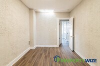 624 N Streeper St photo'