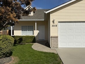 2018 W Grouse St in Nampa, ID - Building Photo - Building Photo