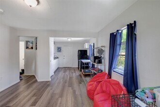 2518 Birdell St in Fort Worth, TX - Building Photo - Building Photo