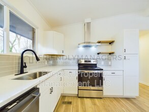 304 Hobson St in High Point, NC - Building Photo - Building Photo