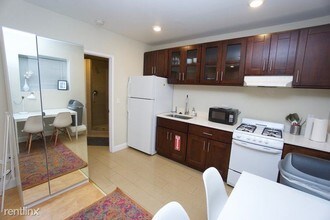 2636 Warring St-Unit -Apt 100 in Berkeley, CA - Building Photo - Building Photo