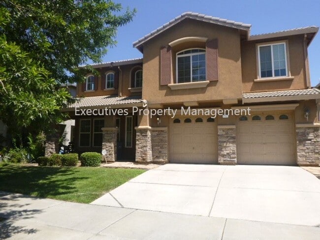 property at 717 Round Hill Dr