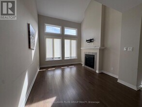 324 Rainrock Cres in Ottawa, ON - Building Photo - Building Photo