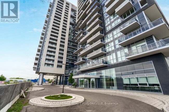 property at 2087 Fairview St