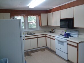 340 W Blue Ridge St in Pendleton, SC - Foto de edificio - Building Photo