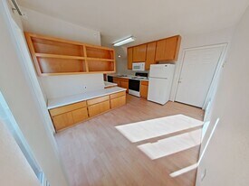 1613 Ferry Alley in Eugene, OR - Building Photo