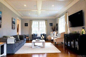 99 Spinney Rd in East Quogue, NY - Building Photo - Building Photo