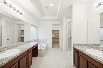 6018 Bristol Spur Ln in Katy, TX - Building Photo - Building Photo