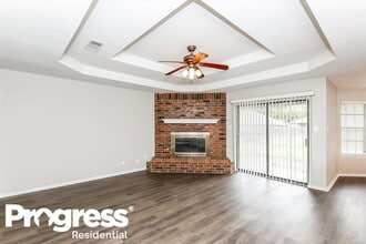 1404 Copper Ridge St in Denton, TX - Foto de edificio - Building Photo