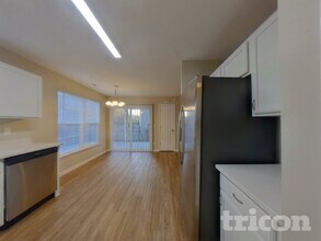 11830 Cheviott Hill Ln in Charlotte, NC - Foto de edificio - Building Photo