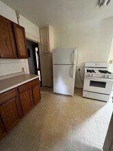 1242 E Mifflin St, Unit 2 in Madison, WI - Foto de edificio - Building Photo