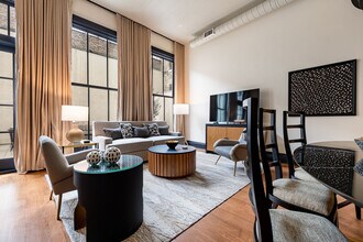 1011 Canal St, Unit SI FL2-ID1513940P in New Orleans, LA - Foto de edificio - Building Photo