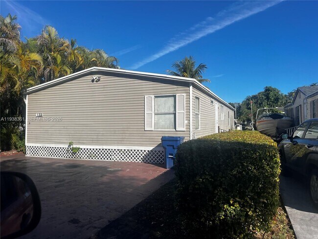 19800 180 in Quail Heights, FL - Building Photo - Building Photo