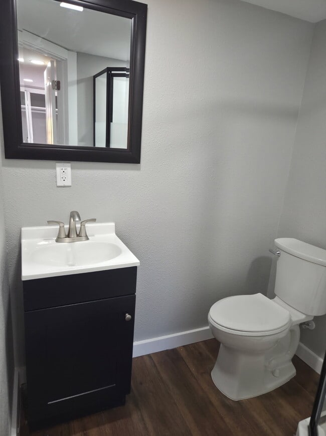 1120 Rigsby Ave, Unit 2 in San Antonio, TX - Building Photo - Building Photo