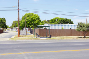 Roosevelt Mobile Home Park Apartments