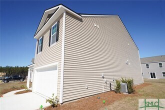 102 Red Admiral Ln in Savannah, GA - Building Photo - Building Photo