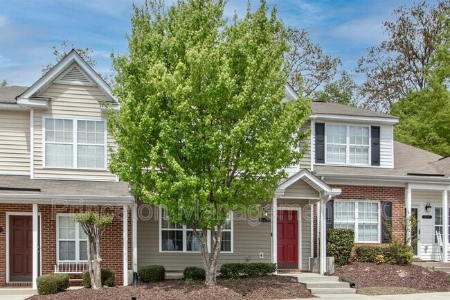 137 Lynch Cir in Mooresville, NC - Building Photo - Building Photo